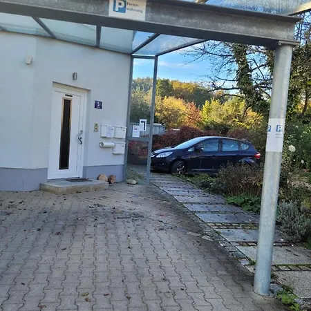 Am Minoritenhof Apartment *